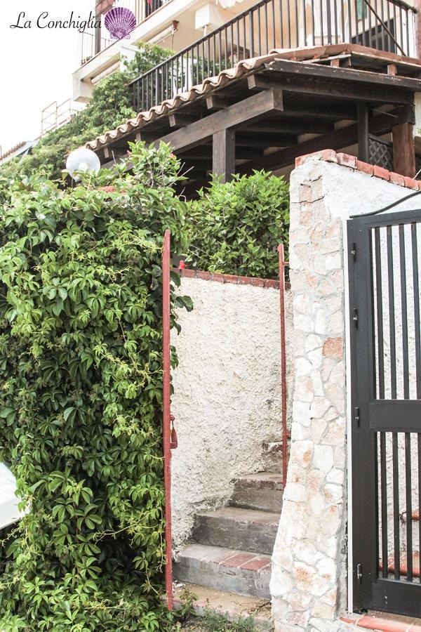 Casa la conchiglia sulla spiaggia Lido di Noto Esterno foto